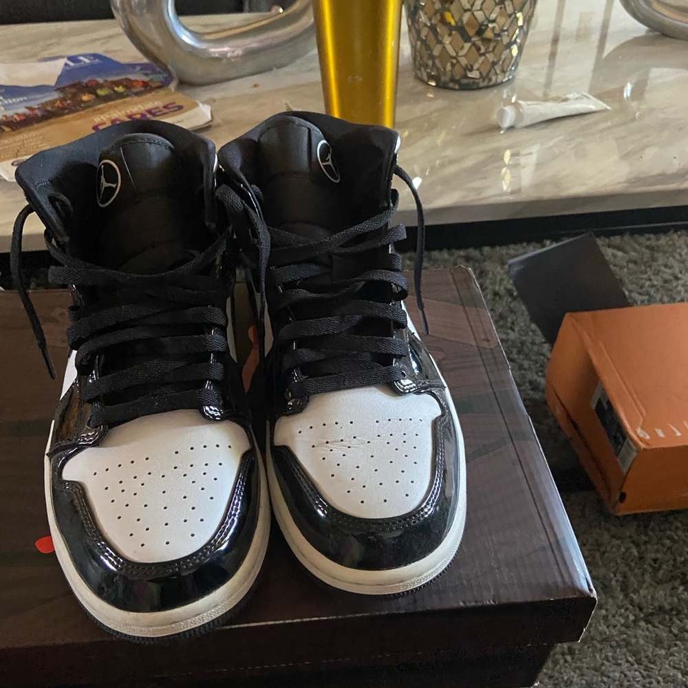 Worn 1x air Jordan’s retro 1